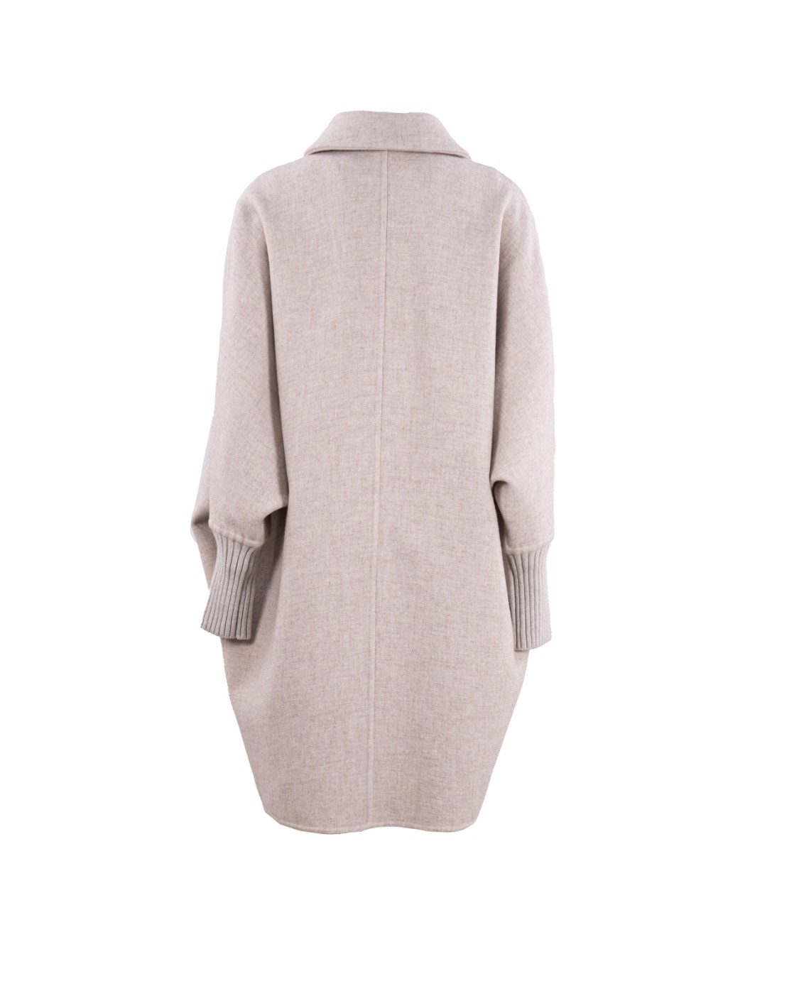 shop BRUNELLO CUCINELLI  Cappotto: Brunello Cucinelli cappotto lavorazione double in panno Cozy di cashmere con polsino in maglia e monile.
Chiusura con bottoni in corno.
Tasche basse
Polsini in maglia a costina.
Lavorazione speciale.
Decorazione in monile Nickel-free.
Composizione: 99% CASHMERE, 1% COTONE.
Made in Italy.. MD5589813-C9610 number 5660376